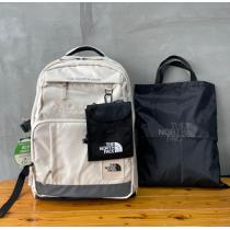 新作2026☆☆THE NORTH FACEリュックコピー激安ノースフェイスバッグパソコン入れ大容量