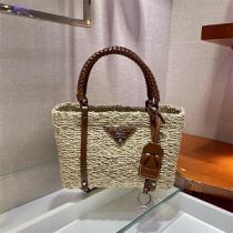 【2026新品】PRADA かごバッグ ウーブンパーム プラダトートバッグコピーおしゃれ使い勝手上品