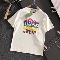 2026トレンド感を楽しめ GUCC1高品質 ブランド半袖Tシャツコピー 大胆にプリントされたロゴ サイズ感