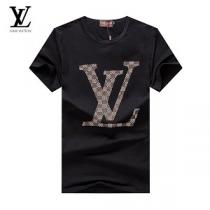 LOUIS VUITTON新作快適さルイヴィトンコピーtシャツ 激安 2026トレンド春夏使いやすい定番アイテム