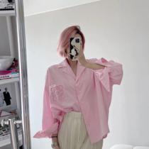 おしゃれ上級者必見の逸品 LOEWE ロエベシャツ偽物  レディース 無地のデザイン 春夏のマストアイテム