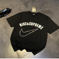 NIKE✖️SUPREMEコラボ半袖ｔシャツ芸能人愛用シュプリームコピー入手困難希少トレンド逸品