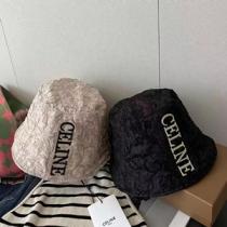 春夏を意識したトレンド CELINE セリーヌスーパーコピー バケットハット 2色可選 今から活躍してくれる