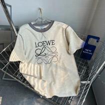 LOEWE定番のロゴT ロエベ コピー Tシャツ ユニセックスで着用でき シンプルな着こなし 着心地や透けない