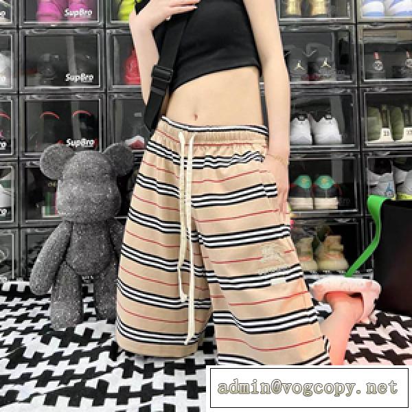 ゆったりきれいめスタイル新品 Supreme x BURBERRY バーバリースーパーコピー ショートパンツ 男女兼用