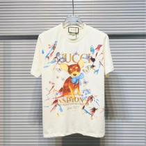 2026夏人気アイテム注目 GUCC1ブランド半袖Tシャツ 偽物 カラフルなプリ...