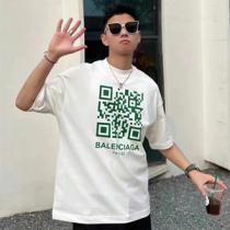 一枚で存在感大! BALENCIAGA バレンシアガスーパーコピーＴシャツ QRプリント ユニセックスデザイン