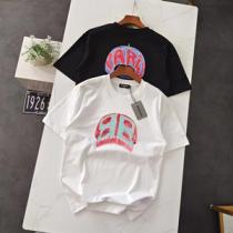 今最もHOTなBALENCIAGA バレンシアガコピー 半袖Tシャツ 2026春夏コレクション 男女おしゃれな装い