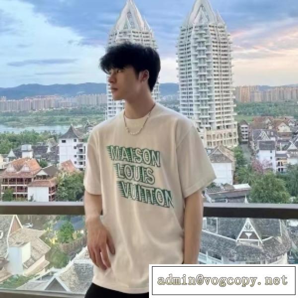 活かしてオシャレなLOUIS VUITTON ルイ ヴィトンコピーｔシャツ ユニセックス着用でき 夏のワードローブ
