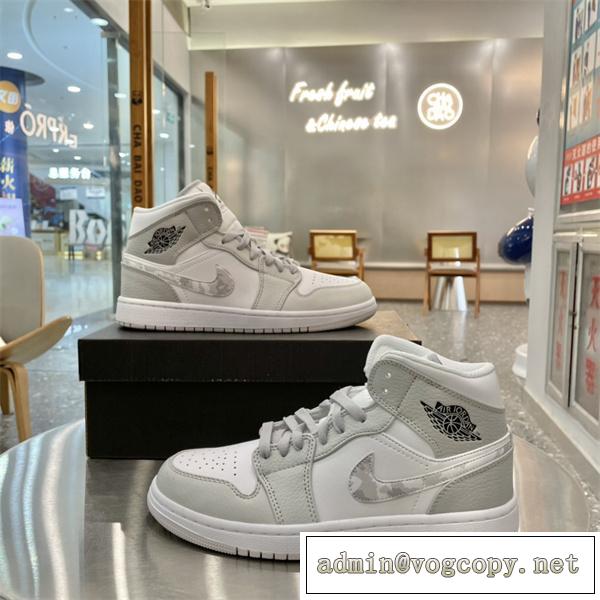 人気上昇中❤️DR偽物 Air Jordan 1 Mid"Grey Camo"コラボスニーカー上質なアイテム100％品質保証高級ブランド履き心地
