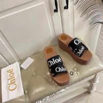 2026大人気CHLOE WOODY ウェッジミュールクロエ サンダルスーパーコピーヒール高7.5cm春夏トレンド上質なアイテム