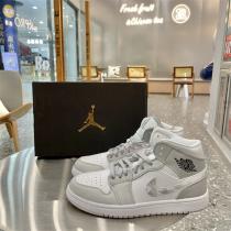 人気上昇中❤️DR偽物 Air Jordan 1 Mid