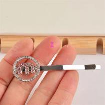 miumiuヘアクリップブランドコピー2026流行り素敵なミュウミュウ ヘアアクセサリー新作品質保証キラキラプレゼントオススメ