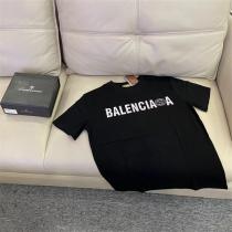 2026限定価格GUCC1 X BALENCLAGA バレンシアガ半袖Ｔシャツ 活かしてオシャレ夏コーデ 注目度を高める