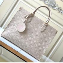 数量限定☆LOUIS VUITTON M46128 OnTheGoモノグラムトー...