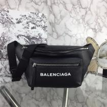 BALENCIAGA激安☆バレンシアガウェストポーチコピー★2026流行り最高級エレガントなカジュアルボディバッグ