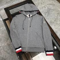 大人のおしゃれに 2026FW新作MONCLER モンクレールコピー ジップパーカー 3色可選 お値段もお求めやすい