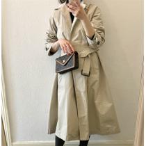 超優秀素敵なCELINEコピーセリーヌ TRIOMPHE CANVAS WALLET チェーンショルダーバッグ人気色収納性抜群