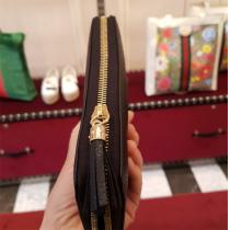 定番★GUCC1長財布ファスナーブランドコピー毎日のお出かけに使いやすい小銭入れ大容量 上質なアイテム