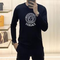 Versace 2026新作人気 ヴェルサーチ長袖tシャツ スーパーコピーカジュアルスタイル秋冬トレンド上品