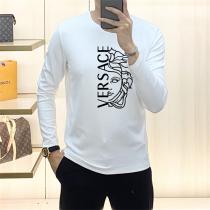 2026秋冬トレンド新作Versaceコピー ヴェルサーチ長袖tシャツ メンズリラックス好評品シンプルな洋服