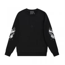 オシャレな秋冬コーデスタイル GIVENCHY ジバンシープルオーバーパーカー ...