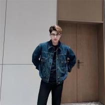 希少 LOUIS VUITTON ルイ ヴィトンデニムジャケット スーパーコピー クールな表情 最新ライトアウター一挙公開