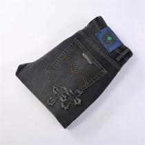 新作登場 CHROME HEARTS クロムハーツスーパーコピー ジンーズ レトロなルック カジュアルでクールな表情