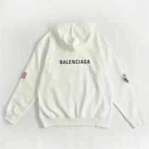 2026年大人気❤️バレンシアガパーカーコピー高品質★宇宙船ネイサが連名でキャップBALENCIAGAエレガント上質アイテム