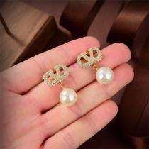希少★人気上昇中VALENTINOピアス新品☆Vロゴお洒落数量限定 ヴァレンティノアクセサリー偽物ｎ級品