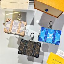 Louis Vuitton 激安ルイヴィトンキーホルダーコピーMONOGRAM SOFT TRUNK POUCHカード小銭などの小物入れ可能