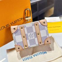Louis Vuitton 激安ルイヴィトンキーホルダーコピーMONOGRAM SOFT TRUNK POUCHカード小銭などの小物入れ可能