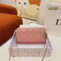 【VIPセール】diorショルダーバッグ最新作 収納性抜群 素敵なピンク色 ブラ...