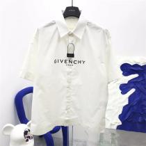 ワードローブの強い味方 GIVENCHYコピー 半袖シャツ ジバンシーロゴ リバースエフェクト トレンド感たっぷり