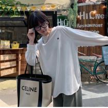 Celineロングｔ新作❤️人気色❤️セリーヌスーパーコピー販売2026秋冬最新男女OK使いやすいカジュアルな長袖tシャツ