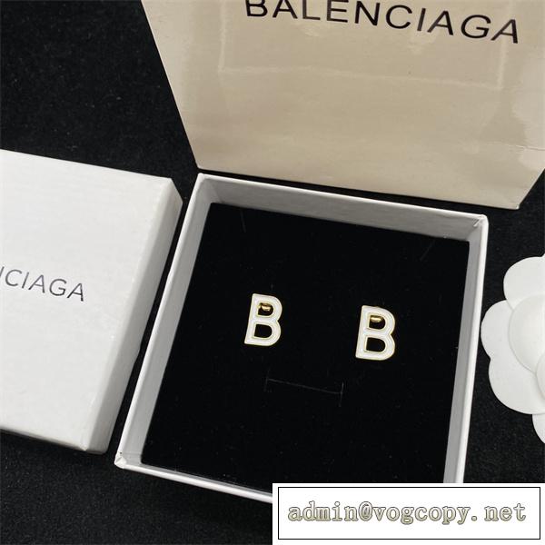 芸能人愛用❤️バレンシアガBピアス人気❤️ BALENCIAGAコピーアクセサリーコーディネート新品