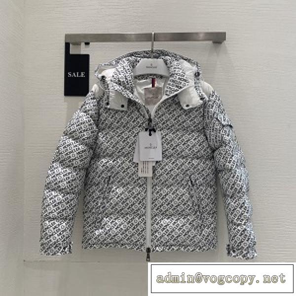 モンクレール ロゴプリント ダウンジャケット スーパーコピー  MONCLER