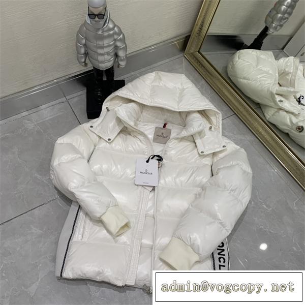 Moncler Lunetiere 愛用していた2026年トレンド 秋冬 モンクレールダウンコピー コート 肌寒い日に着用する
