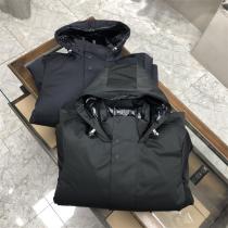 新品入荷☆モンクレールロングダウンジャケット★MONCLERコピー激安☆エレガント防寒性抜群ネイビー色★