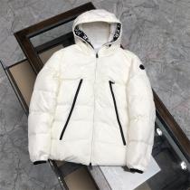 5年以上続いている定番❤️Moncler ダウン新作モンクレールコピーホワイト色人気ランキング防寒性＆デザイン抜群