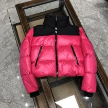 【VIPセール】Moncler ダウンレディース新作モンクレールスーパーコピーショートダウン★帽子は隠す保温性抜群