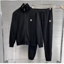【2026年最新版】MONCLER2点セットモンクレールコピー秋冬トレンド使い勝手カジュアルなセットアップネイビー色