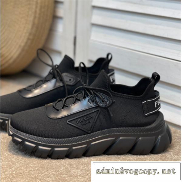 最新入荷☆プラダ PRADA スニーカースーパーコピーメンズ靴カジュアルなシューズ黒色