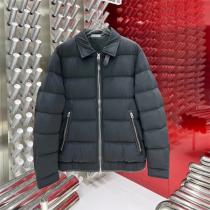 非常に優れた防寒着 MONCLER モンクレールコピー メンズ ダウンジャケット...