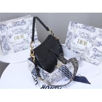 【品質保証】dior コピーsaddleショルダーバッグ人気高級レザー人気芸能人愛用美品