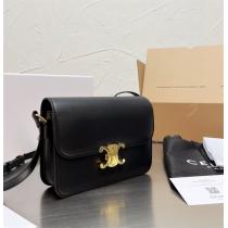 ❤️Celine Box ショルダーバッグ新作セリーヌバッグスーパーコピー定番アイテム黒色茶色上質なアイテム