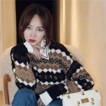 女性洋服❤️VALENTINO ヴァレンティノセーターコピー2026秋冬流行り人気可愛いニットウェア