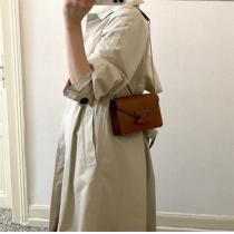 最安値★CELINE偽物セリーヌコピー CUIR TRIOMPHE チェーンショルダーバッグレディース新作