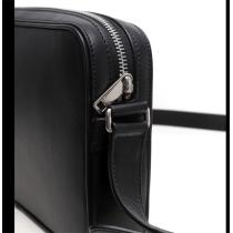 人気❤️ CELINE 新作セリーヌメッセンジャーバッグコピーメンズ ファッション性抜群ミディアム ショルダーバッグ