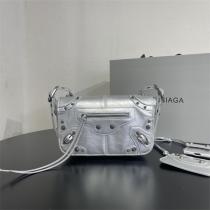 芸能人愛用BALENCIAGA Le cagole バレンシアガバッグスーパーコピー収納性抜群★4色★高評価高品質